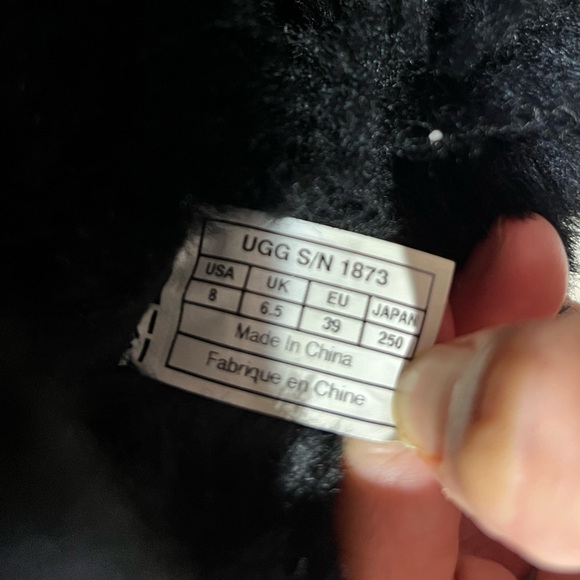 Ugg Black Bailey Button Triplet II Boot - Picture 6 of 9